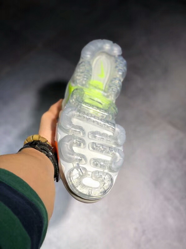 Authentic Nike Air Vapormax Plus